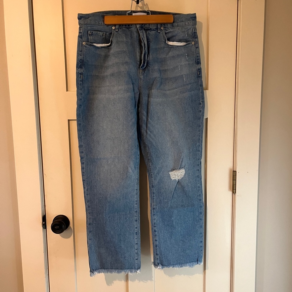 Loft “The Straight Crop” light-wash jeans with raw cuff size 12/31